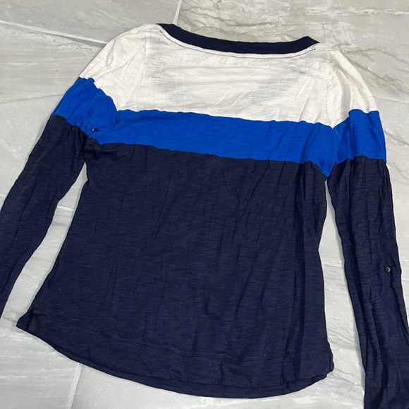 2/$20 Express Color Block Stripe Vneck - Picture 2 of 6